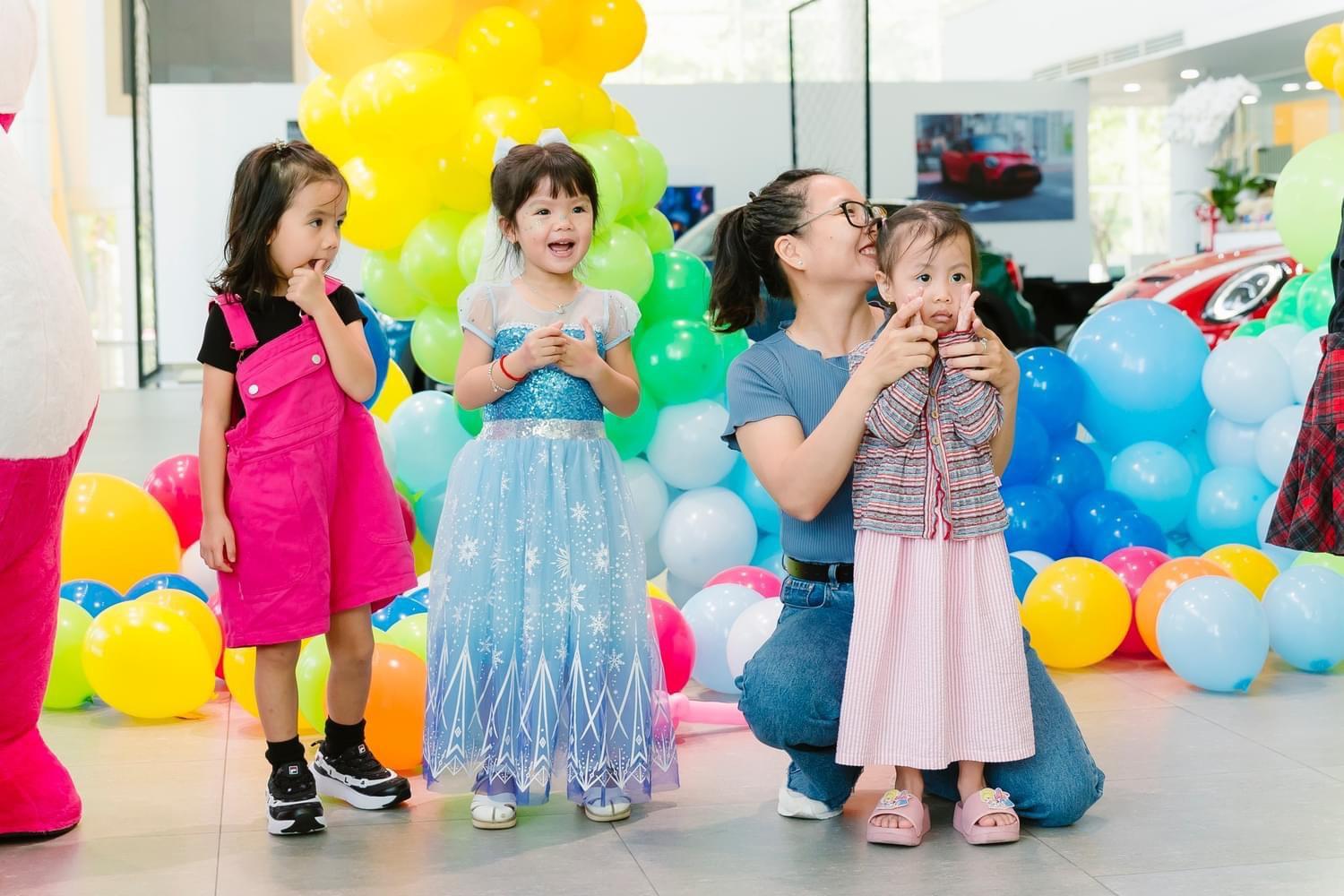 z5503590226570 c10b524e446504d20cfa4b23cb3275c1 MINI CHILDREN'S DAY - Cùng bé khởi động kỳ nghỉ hè đầy sắc màu